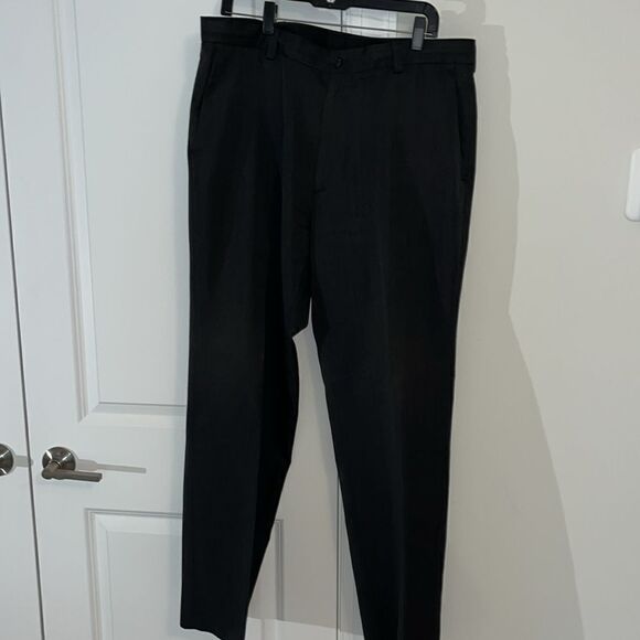 Polyester Flat front Haggar Straight fit Traveller Travel pants Trousers 36/32 - Picture 1 of 3